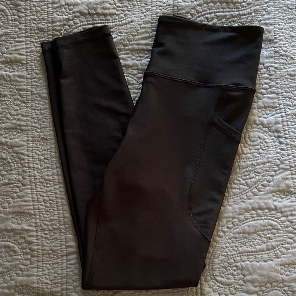 Old Navy Powersoft Black High-Rise Pocket Leggings, Medium - Picture 3 of 4